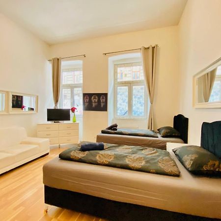 Cozy Studio Lg Lägenhet Wien Exteriör bild