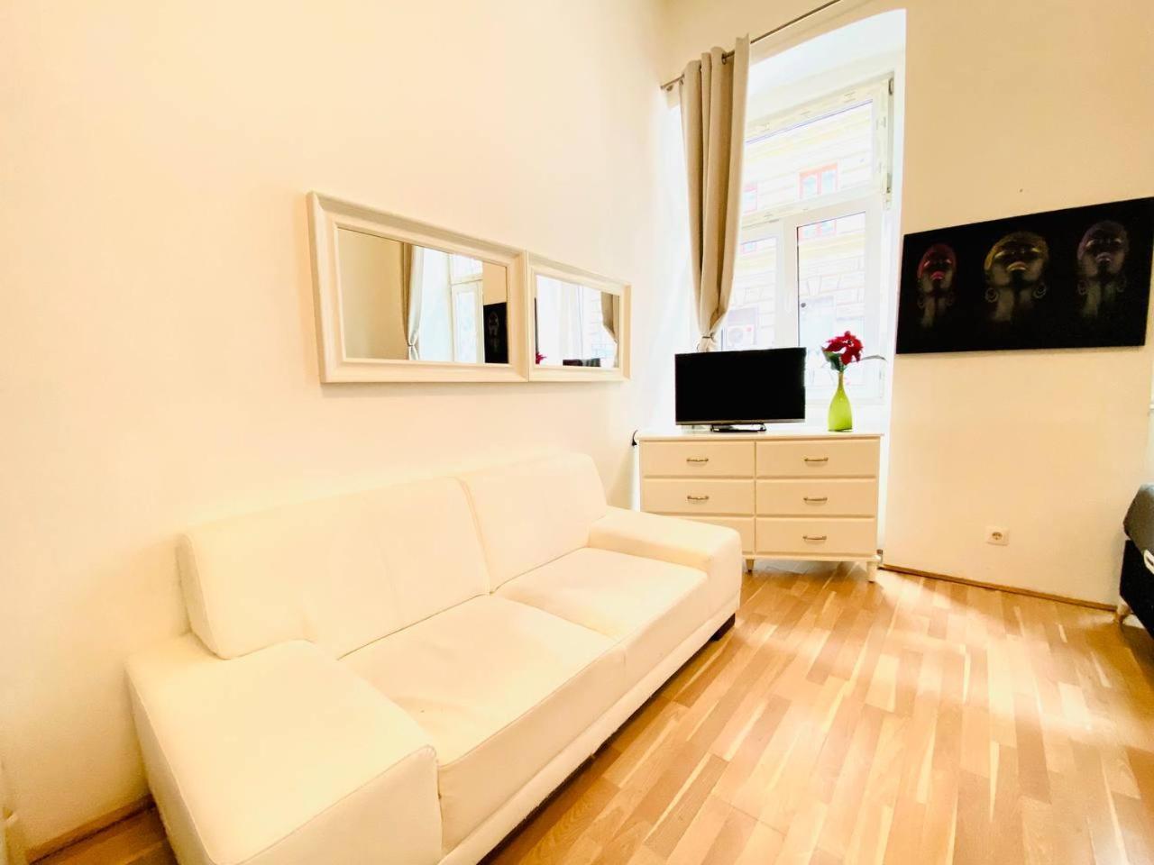 Cozy Studio Lg Lägenhet Wien Exteriör bild
